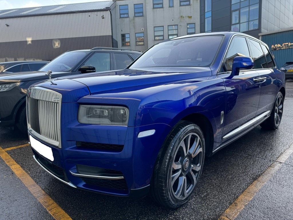 Blue Rolls-Royce Cullinan — prestige event support